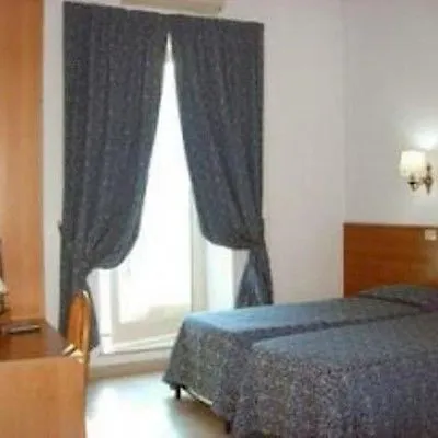 Lodi 3* רומא