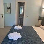 Lodi Apartmanhotel Róma