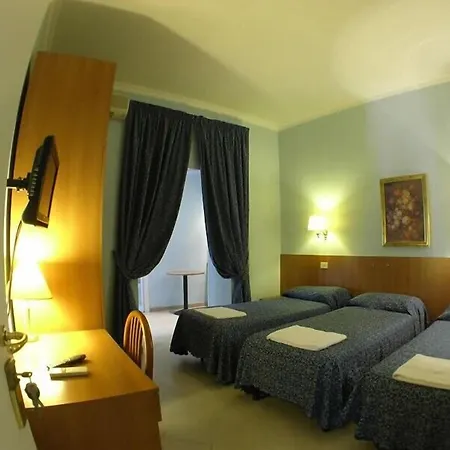Aparthotel Lodi 3*