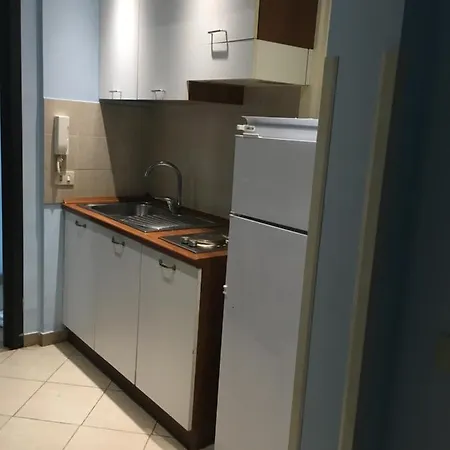 Aparthotel Lodi 3*
